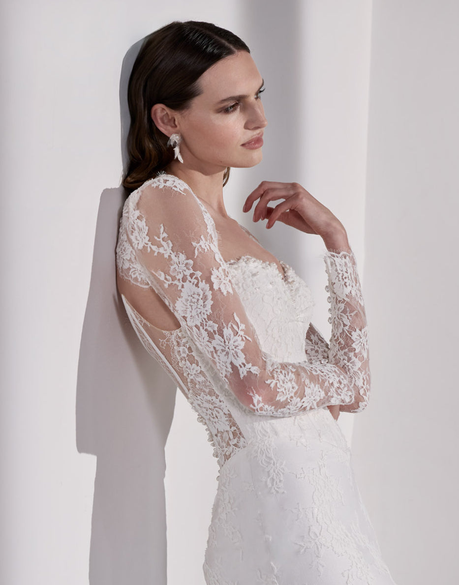 French-look lace bolero jacket shrug