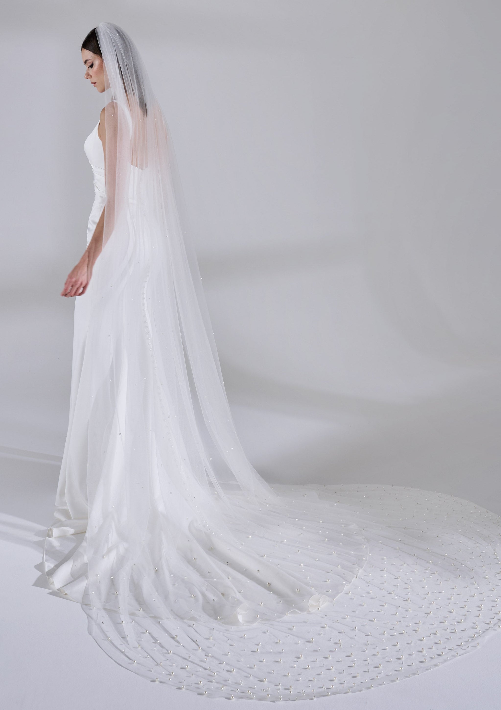 PEARL VEIL