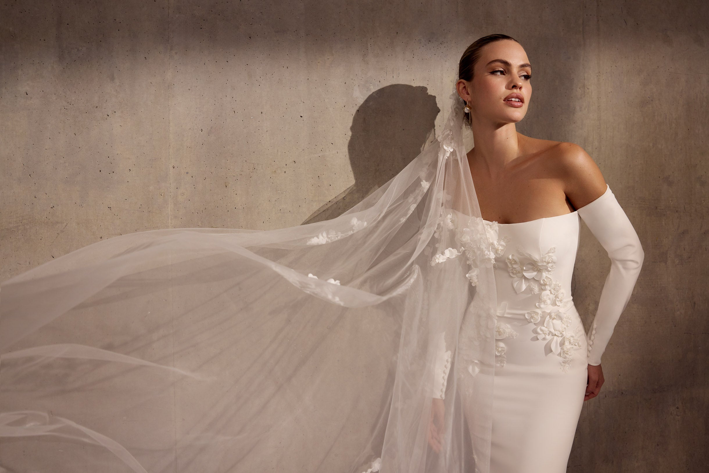 EFFLORESCENCE　エフロレッセン　DOUBLE KNIT セットアップ Raffaele Ciuca Bridal | Introducing the @nicolefeliciacouture