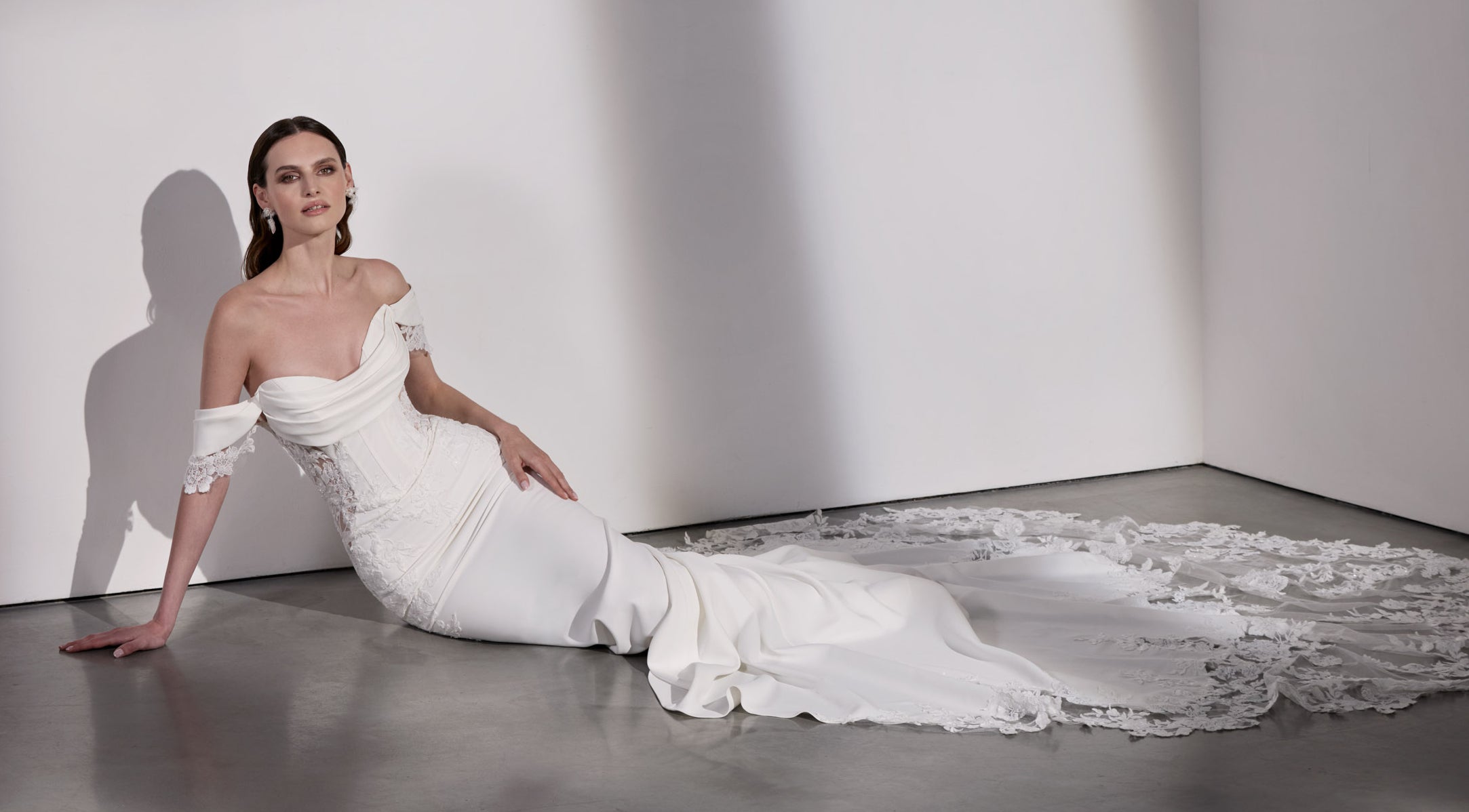 Lux stretch crepe with bardot neckline and embroidery lace
basque waist sheath dress with illusion back and dropped straps and corset