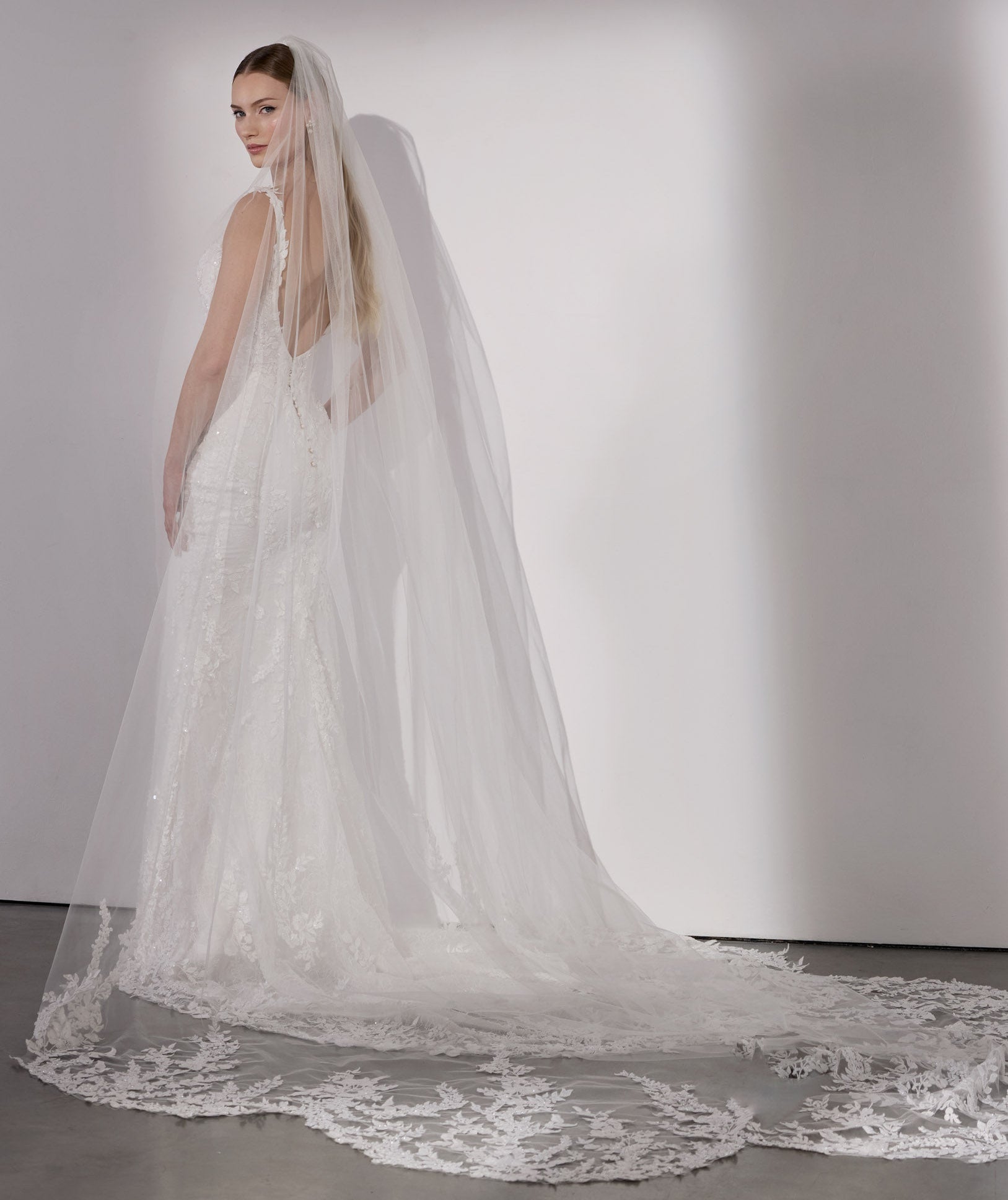 NATALIA VEIL