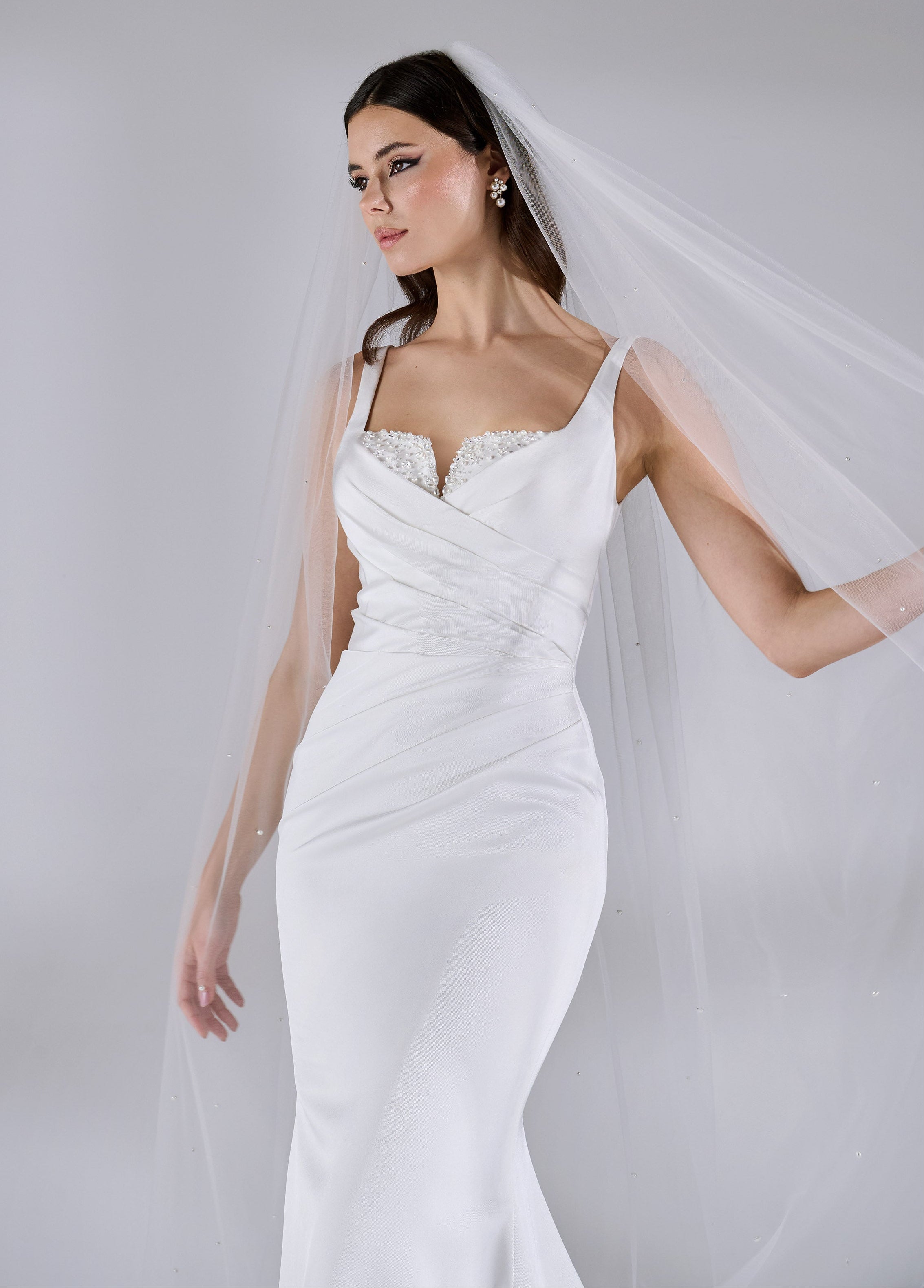 PEARL VEIL